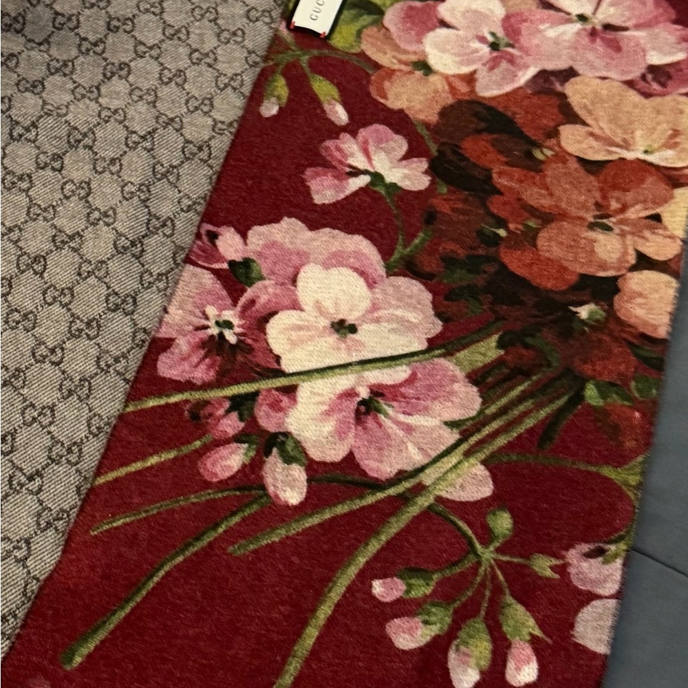 RARE Gucci Floral GG Reversible Wool Scarf 415469 3G200 ITALY